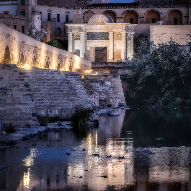 Córdoba de noche en verano